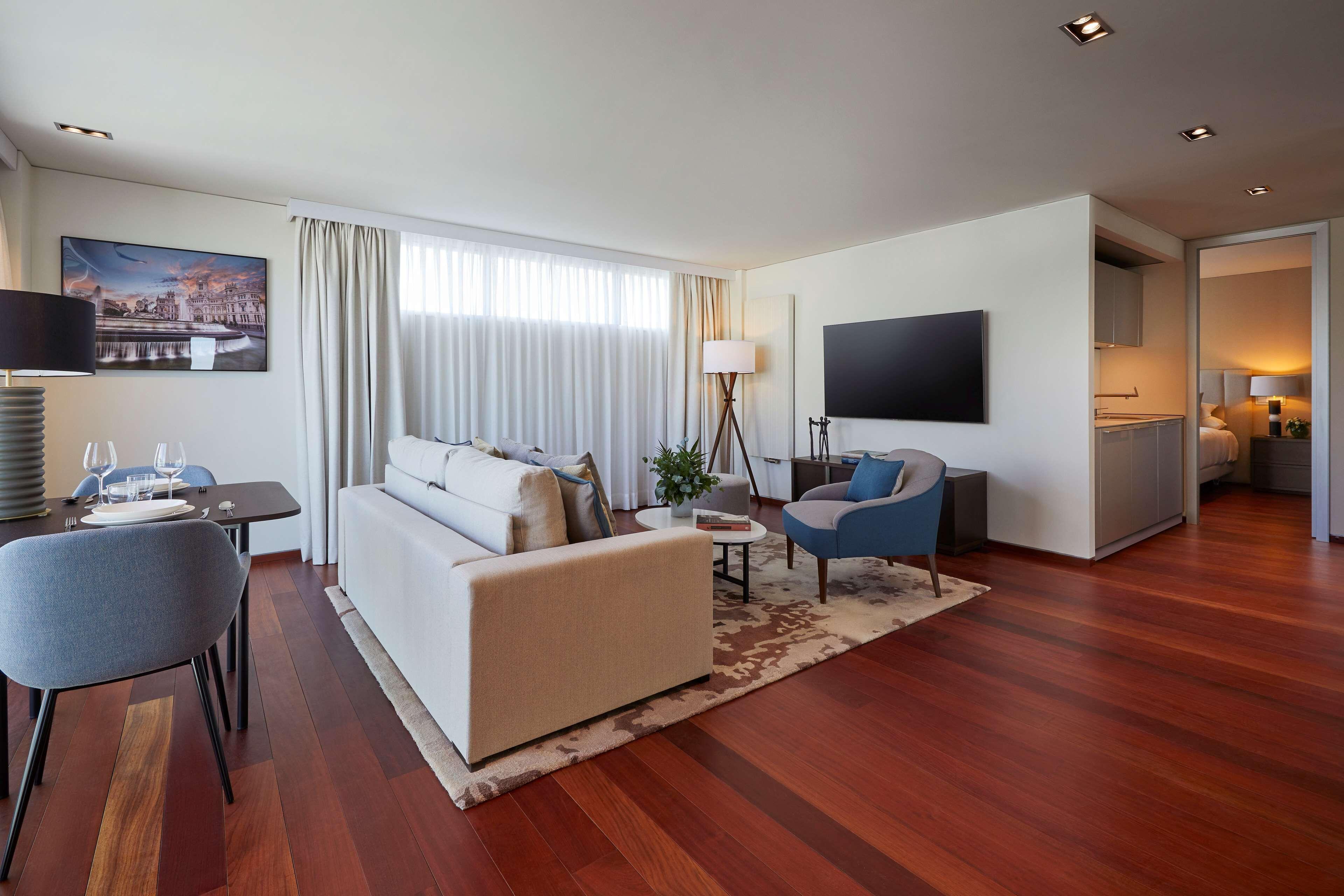 Hyatt Regency Madrid Residences — Photos 3