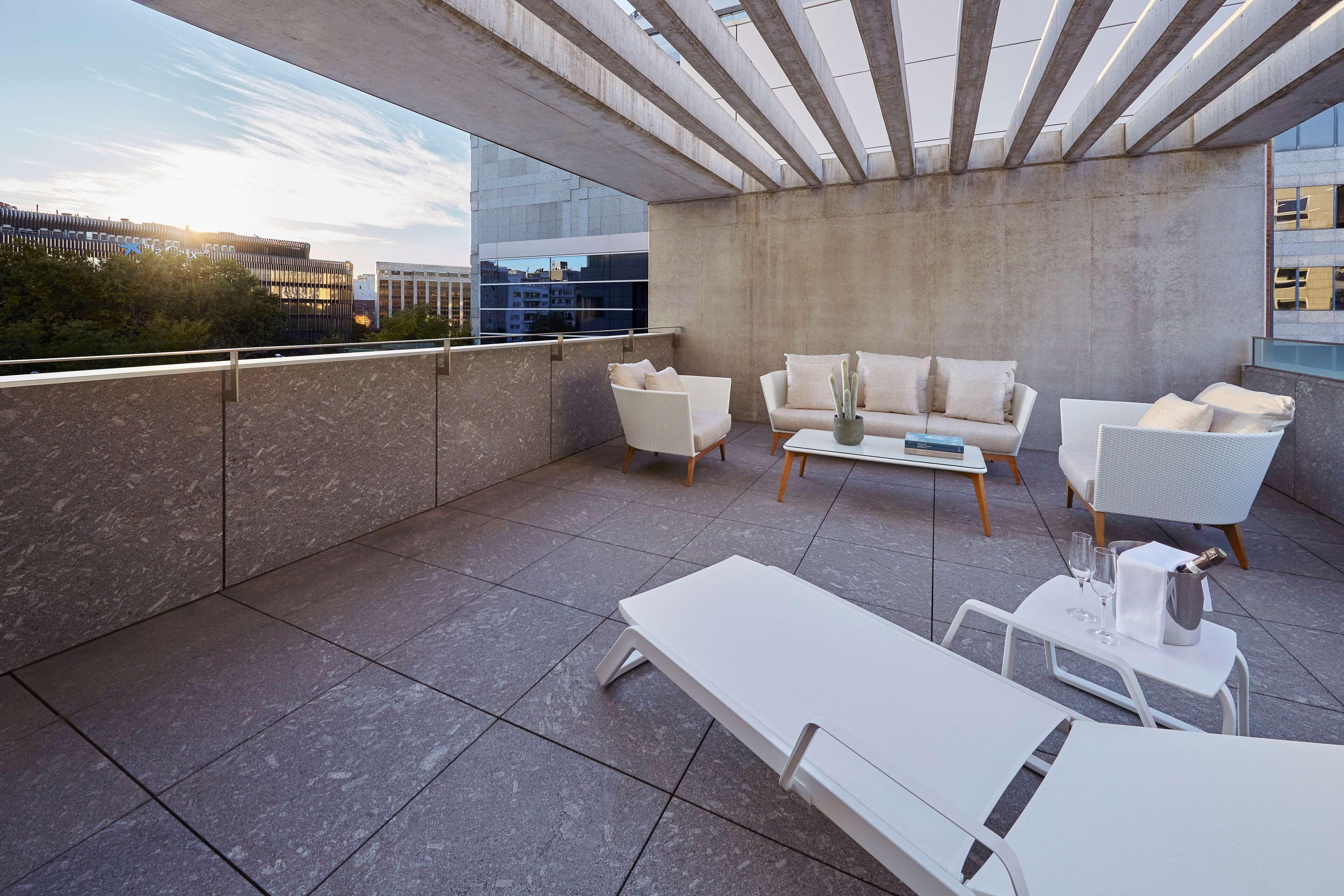 Hyatt Regency Madrid Residences — Photos 1